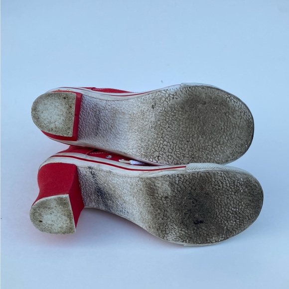 Soda high heel high sneakers with American flag patch Red/White size 9 preloved - Picture 3 of 10